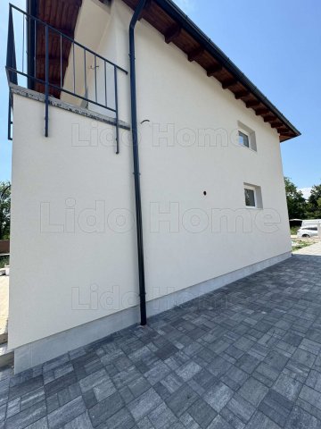 Eladó családi ház, Siófokon 179.9 M Ft, 5 szobás