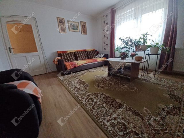 Eladó családi ház, Debrecenben 64.9 M Ft, 3 szobás