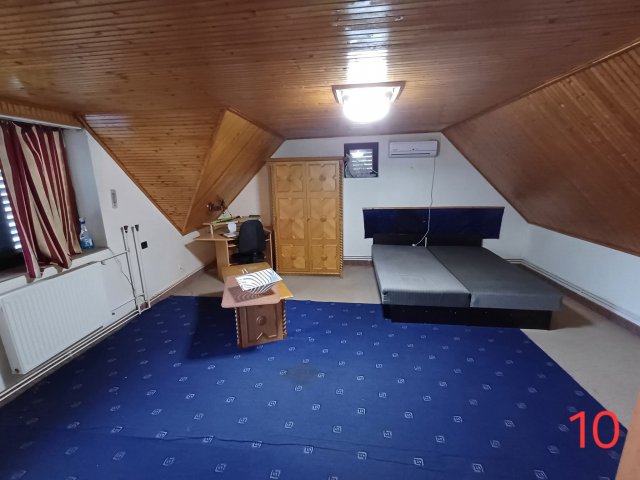 Eladó családi ház, Dányon 32 M Ft, 2 szobás