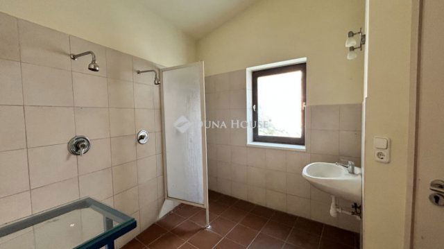 Eladó családi ház, Kőszegen 150 M Ft, 1 szobás