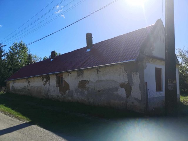 Eladó családi ház, Kispiriten 7.5 M Ft, 4 szobás