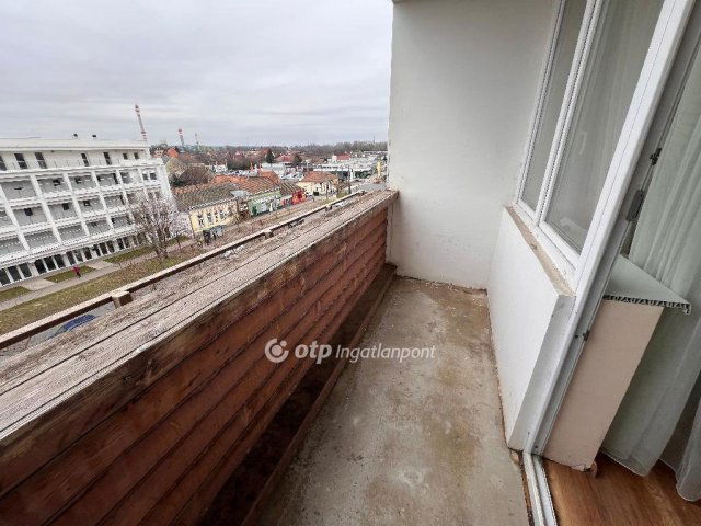 Eladó téglalakás, Nyíregyházán 69.9 M Ft, 3 szobás