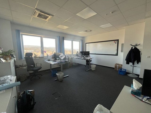 Eladó ipari ingatlan, Budakeszin 1937 M Ft / költözzbe.hu