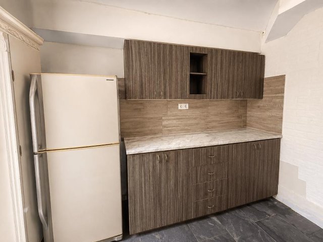 Eladó téglalakás, Budapesten, III. kerületben 39.9 M Ft