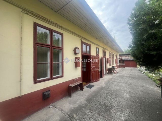 Eladó családi ház, Budapesten, IV. kerületben 90 M Ft, 5 szobás