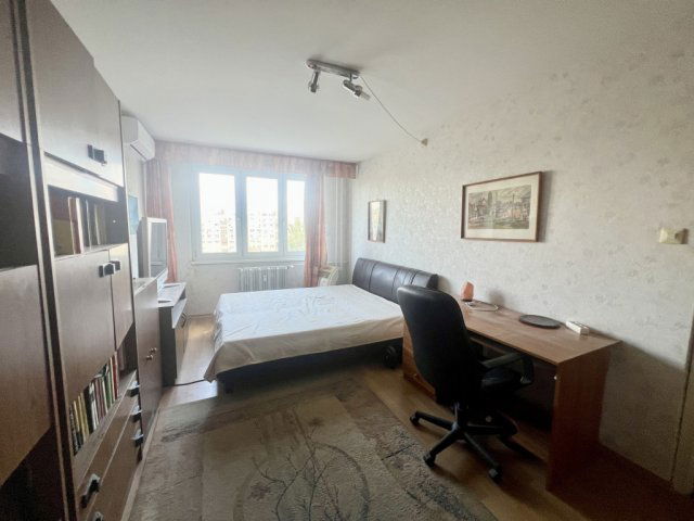 Eladó téglalakás, Budapesten, III. kerületben, Szél utcában