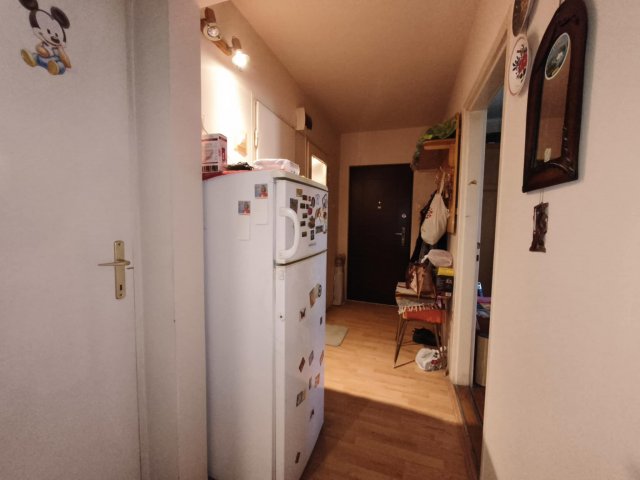Eladó panellakás, Budapesten, III. kerületben, Szentendrei úton