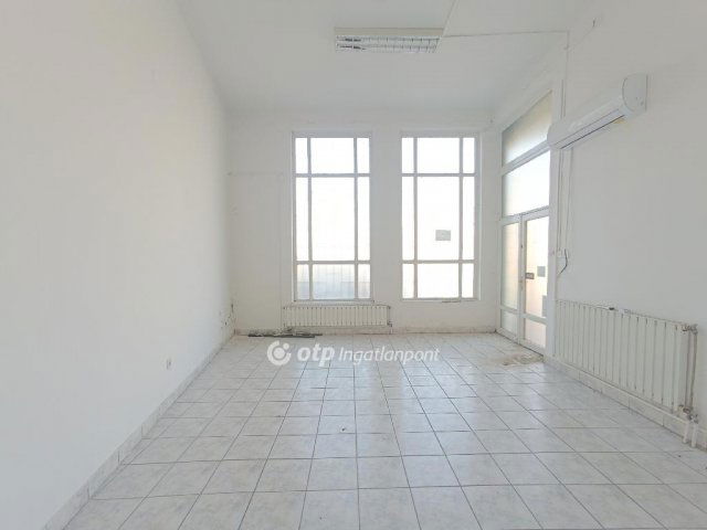Eladó üzlethelyiség, Kisvárdán 21.2 M Ft / költözzbe.hu