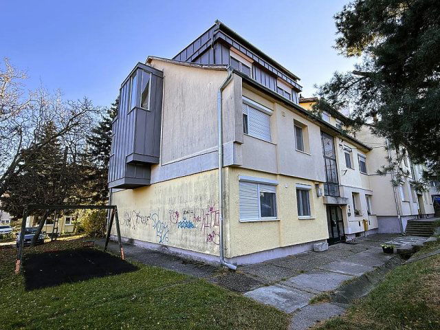 Eladó téglalakás, Szentendrén 128.9 M Ft, 6 szobás