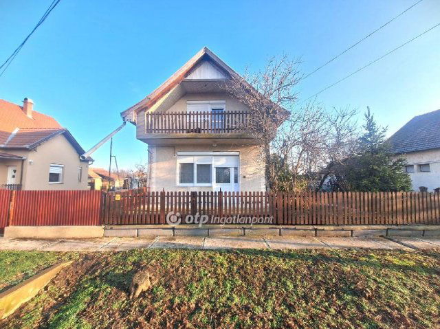 Eladó családi ház, Szeghalmon 19.6 M Ft, 2+1 szobás