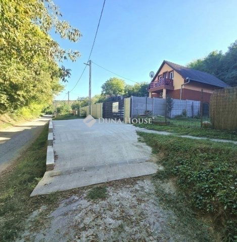 Eladó családi ház, Pécelen 69.9 M Ft, 3 szobás