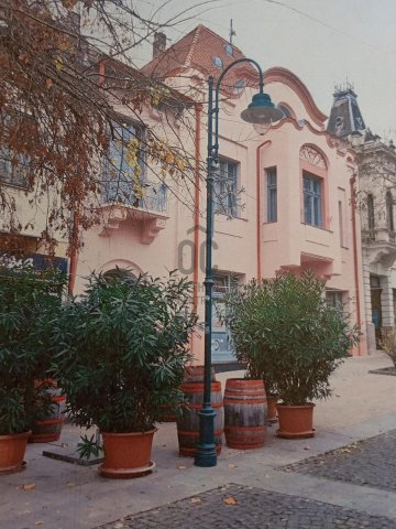 Kiadó ipari ingatlan, Szekszárdon 1255 E Ft / hó