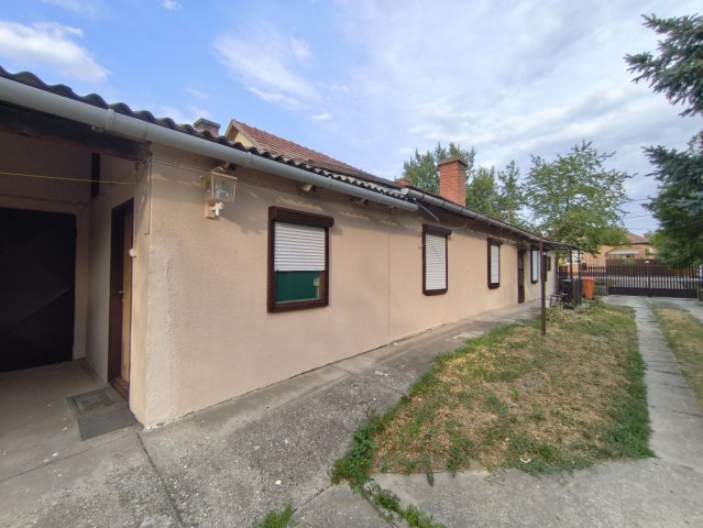 Eladó családi ház, Mezőtúron 19.9 M Ft, 1+2 szobás