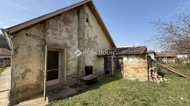 Eladó családi ház, Mendén 43 M Ft, 2 szobás