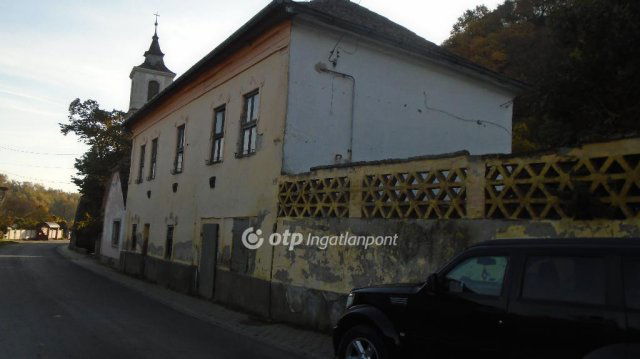 Eladó családi ház, Bátán 5.1 M Ft, 3 szobás