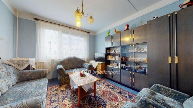 Eladó panellakás, Tiszaújvárosban 28.99 M Ft, 2 szobás