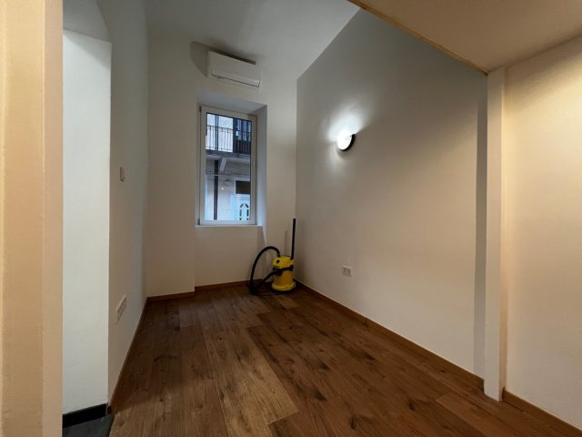 Eladó téglalakás, Budapesten, VII. kerületben 38.6 M Ft