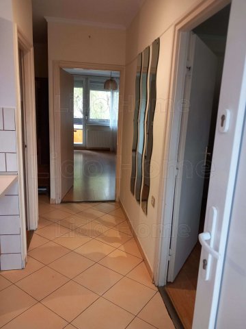 Kiadó téglalakás, albérlet, Siófokon 200 E Ft / hó, 1+2 szobás