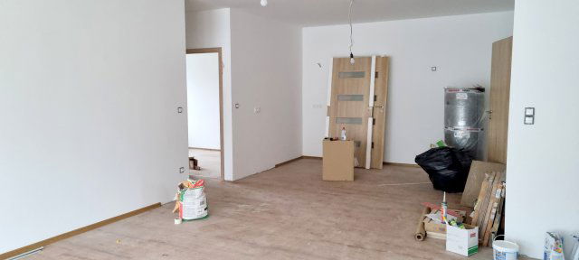 Eladó családi ház, Bicskén 90 M Ft, 5 szobás