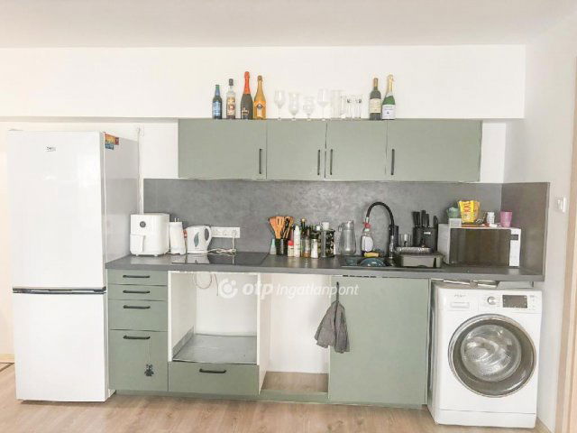 Eladó téglalakás, Budapesten, XXI. kerületben 33 M Ft