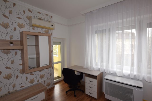 Kiadó téglalakás, albérlet, Debrecenben 230 E Ft / hó, 2 szobás