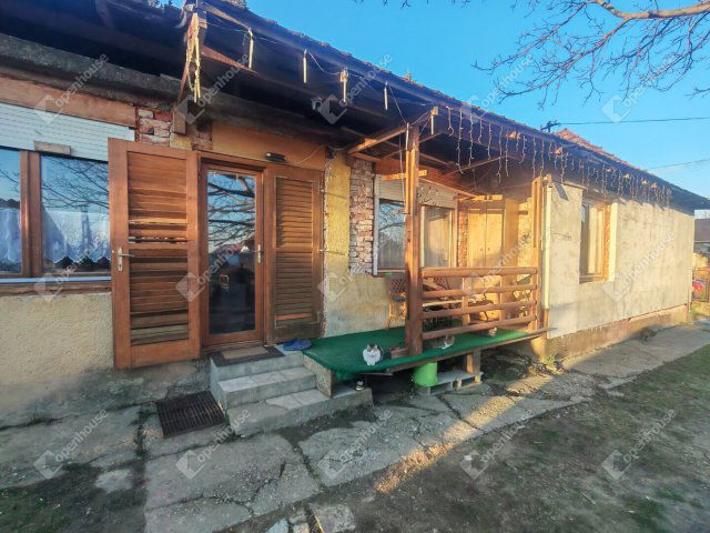 Eladó családi ház, Becsehelyen 24 M Ft, 4 szobás