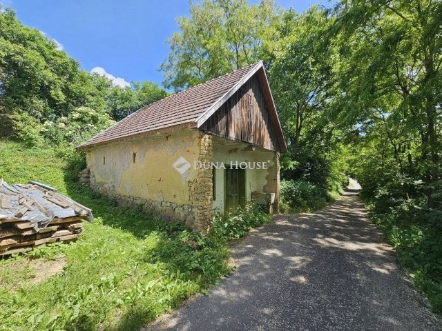 Eladó családi ház, Fekeden 36.5 M Ft, 4 szobás