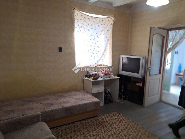 Eladó családi ház, Madarason 7.99 M Ft, 3 szobás