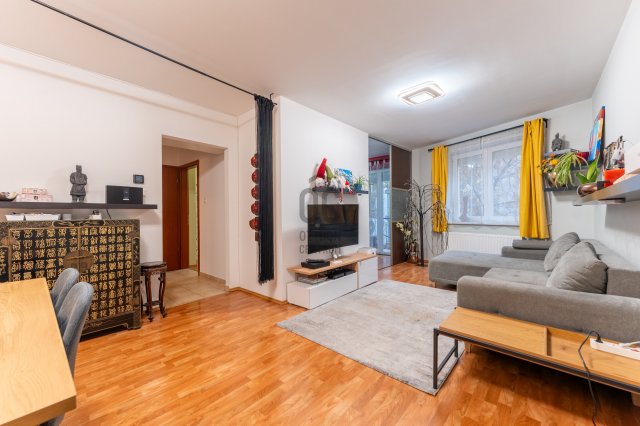 Eladó téglalakás, Budapesten, XIII. kerületben, Mór utcában