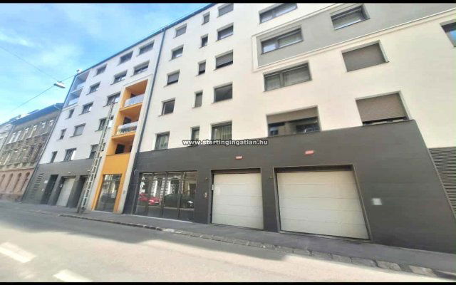 Eladó üzlethelyiség, VIII. kerületben, Tolnai Lajos utcában