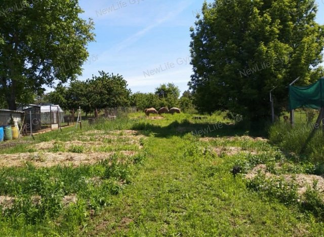 Eladó telek, Győrújbaráton 27 M Ft / költözzbe.hu