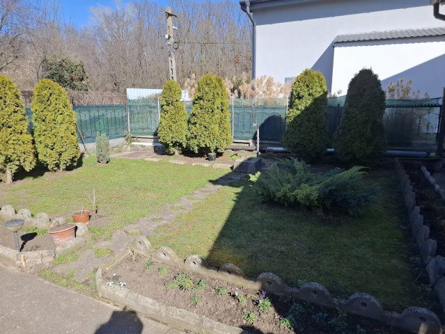 Eladó nyaraló, Hajdúszoboszlón, Rezeda utcában 39.9 M Ft