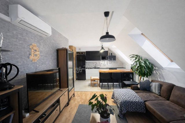 Eladó téglalakás, Tatabányán 78.8 M Ft, 4 szobás