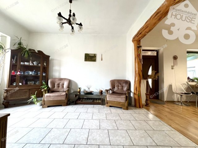 Eladó családi ház, Ágasegyházán 36.99 M Ft, 2 szobás