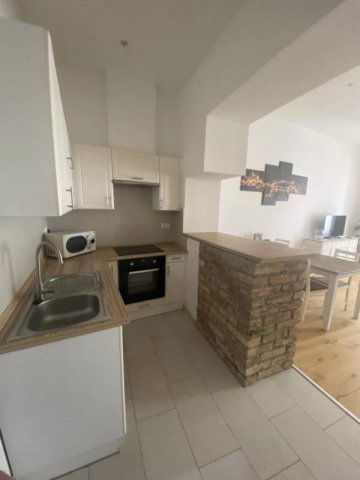 Eladó téglalakás, Budapesten, VI. kerületben 115 M Ft, 2 szobás