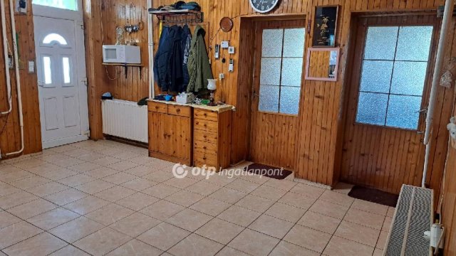 Eladó családi ház, Győrött 85 M Ft, 3 szobás