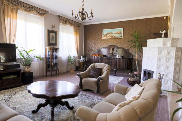 Eladó családi ház, Zalaegerszegen 129.9 M Ft, 7 szobás