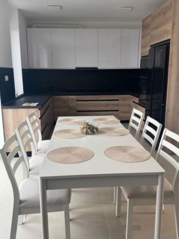 Kiadó téglalakás, albérlet, Debrecenben 450 E Ft / hó, 4 szobás