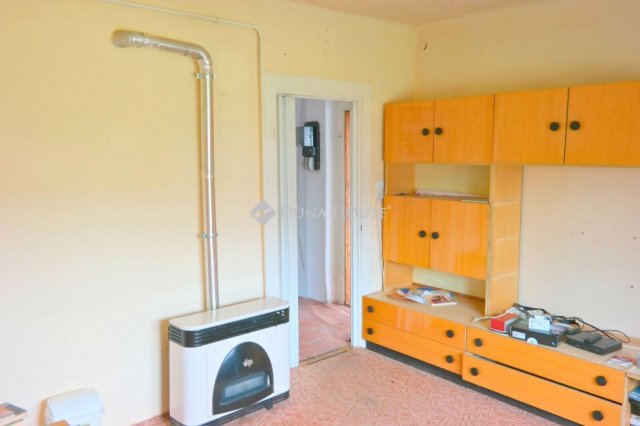 Eladó családi ház, Sződligeten 38 M Ft, 1 szobás