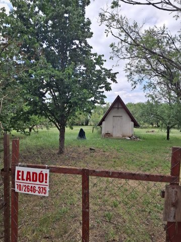 Eladó mezogazdasagi ingatlan, Hajdúszoboszlón 3.7 M Ft