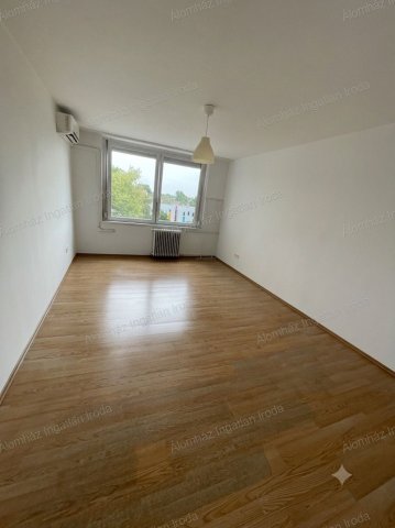 Kiadó panellakás, albérlet, Budapesten, X. kerületben, 1 szobás