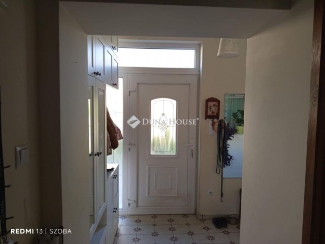 Eladó családi ház, Vecsésen 85 M Ft, 4 szobás