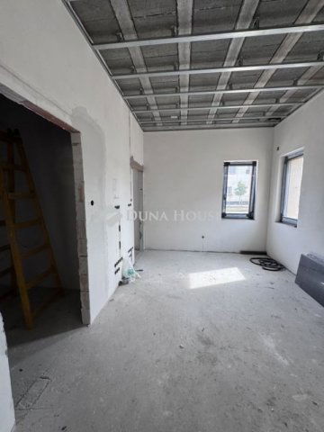 Eladó családi ház, Gyálon 249.9 M Ft, 6 szobás