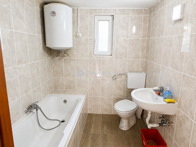 Eladó családi ház, Debrecenben 26 M Ft, 1 szobás
