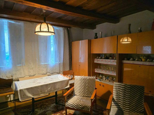 Eladó családi ház, Galgahévízen 23.9 M Ft, 1+1 szobás