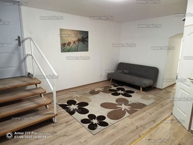 Eladó téglalakás, Budapesten, VII. kerületben 30.9 M Ft