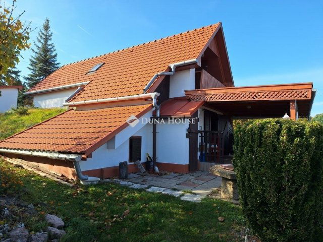 Eladó nyaraló, Nyúlon 57.9 M Ft, 3+1 szobás