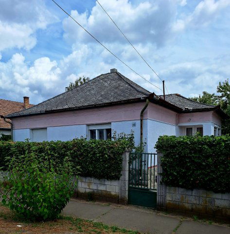Eladó családi ház, Farmoson 28.9 M Ft, 2+1 szobás