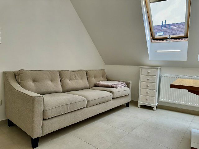 Eladó téglalakás, Győrött 68.5 M Ft, 3 szobás