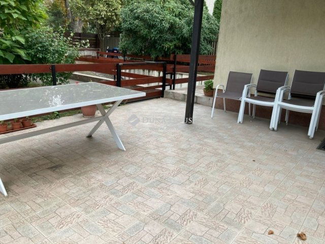 Eladó családi ház, Budapesten, III. kerületben 399 M Ft